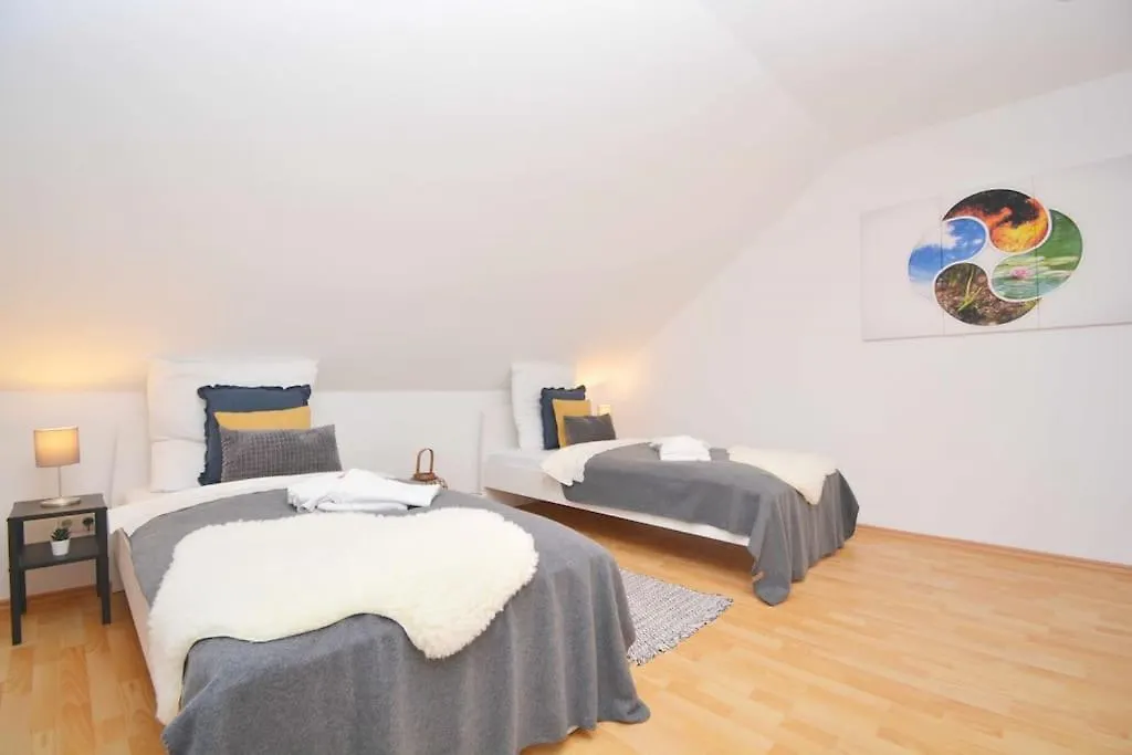 Ku03-Ri Apartment In Kulmbach Dg